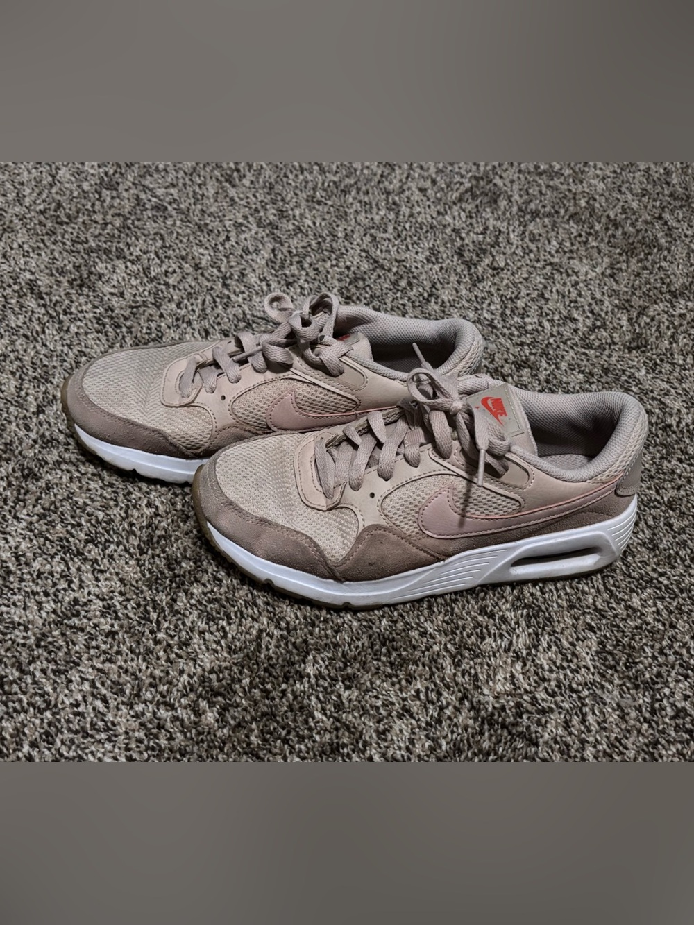 Nike Men’s Taupe/Light Pink Casual Sneakers